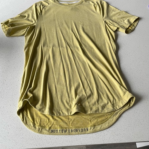 lululemon athletica Other - Lululemon drysense SS